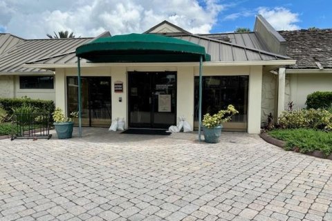 Condo in Wesley Chapel, Florida, 1 bedroom  № 1343692 - photo 16