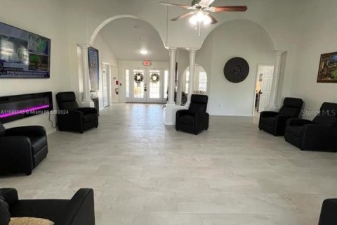 Villa ou maison à vendre à North Port, Floride: 5 chambres, 338.44 m2 № 1408054 - photo 27