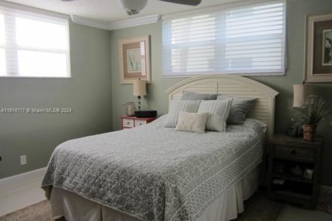 Condo in Pembroke Pines, Florida, 2 bedrooms  № 1236301 - photo 6