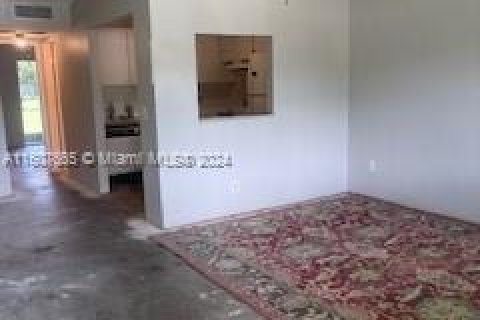 Condominio en venta en Palm Springs, Florida, 1 dormitorio, 61.32 m2 № 1236302 - foto 7