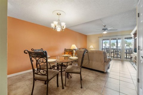 Copropriété à vendre à Port Orange, Floride: 2 chambres, 111.95 m2 № 1376489 - photo 11