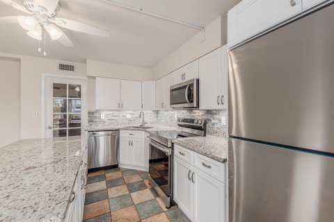 Condominio en venta en Jensen Beach, Florida, 1 dormitorio, 60.2 m2 № 438294 - foto 13