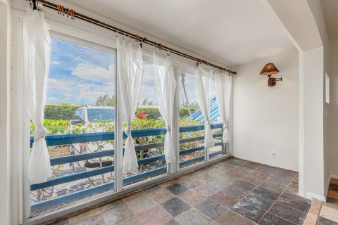 Condominio en venta en Jensen Beach, Florida, 1 dormitorio, 60.2 m2 № 438294 - foto 12