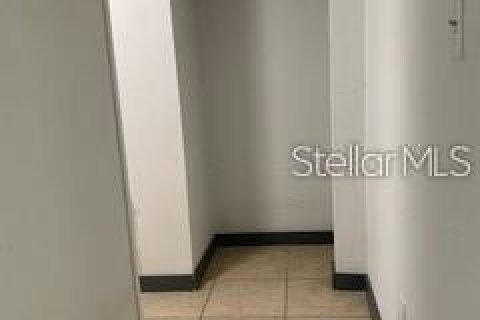 Apartamento en alquiler en Plant City, Florida, 2 dormitorios, 92.9 m2 № 1350155 - foto 13