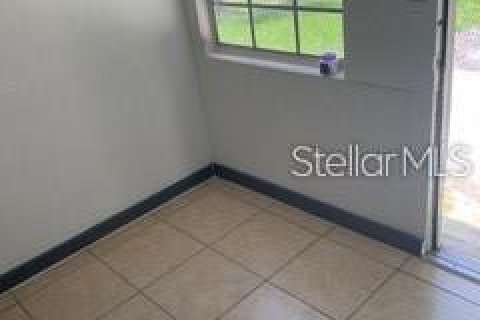 Apartment in Plant City, Florida 2 bedrooms, 92.9 sq.m. № 1350155 - photo 3