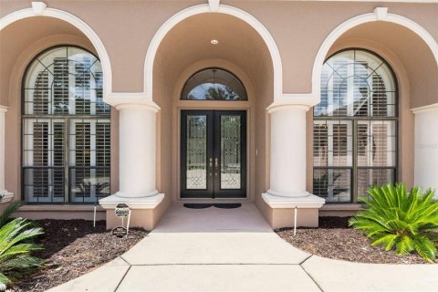 Villa ou maison à vendre à Beverly Hills, Floride: 4 chambres, 287.72 m2 № 1350114 - photo 5