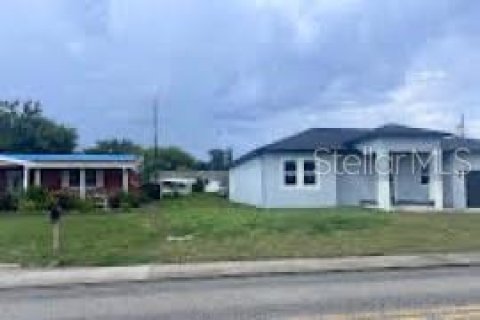 House in New Port Richey, Florida 3 bedrooms, 182.74 sq.m. № 1350113 - photo 2