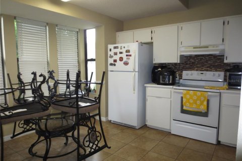 House in Orlando, Florida 3 bedrooms, 116.22 sq.m. № 1402214 - photo 4