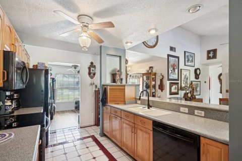 Casa en venta en Tampa, Florida, 3 dormitorios, 155.15 m2 № 1402318 - foto 16