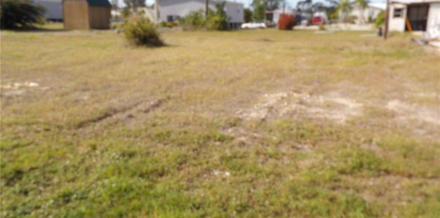 Terreno en Englewood, Florida № 1299021