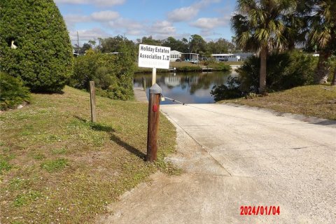 Terreno en venta en Englewood, Florida № 1299021 - foto 3