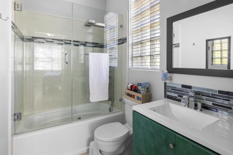 Townhouse in West Palm Beach, Florida 3 bedrooms, 206.61 sq.m. № 1228774 - photo 14