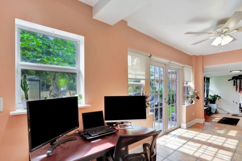 House in Fort Lauderdale, Florida 3 bedrooms, 133.59 sq.m. № 1228725 - photo 20