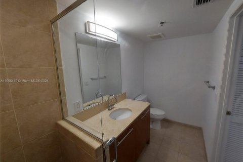 Condo in Sunrise, Florida, 2 bedrooms  № 1377688 - photo 25