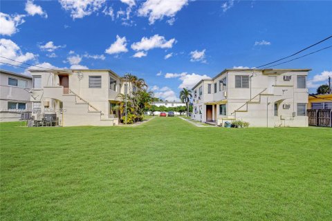 Immobilier commercial à vendre à Miami Beach, Floride: 535.49 m2 № 197139 - photo 10