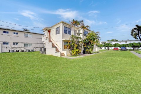 Immobilier commercial à vendre à Miami Beach, Floride: 535.49 m2 № 197139 - photo 13