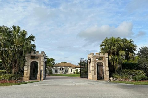 Villa ou maison à vendre à Naples, Floride: 5 chambres, 598.48 m2 № 1016069 - photo 11