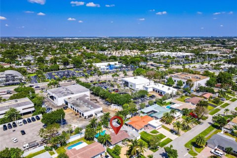 Villa ou maison à vendre à Deerfield Beach, Floride: 3 chambres, 125.79 m2 № 1289090 - photo 11