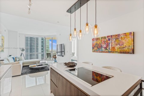 Copropriété à vendre à Miami, Floride: 2 chambres, 143.72 m2 № 1356895 - photo 5