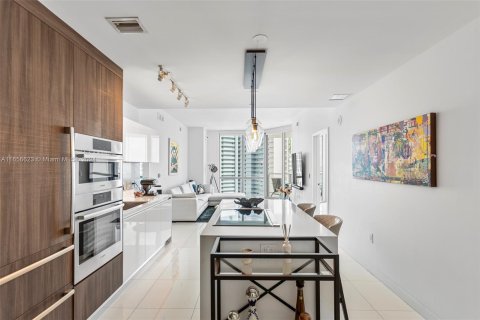 Copropriété à vendre à Miami, Floride: 2 chambres, 143.72 m2 № 1356895 - photo 3