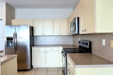 Adosado en venta en Homestead, Florida, 3 dormitorios, 147.16 m2 № 1281728 - foto 14