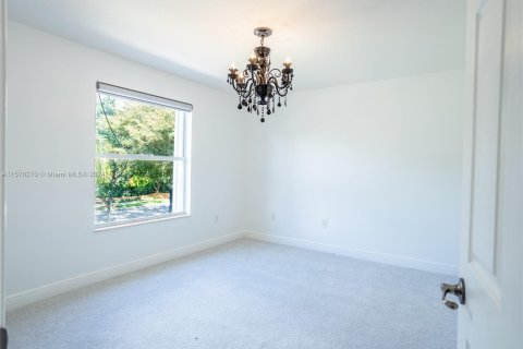 Casa en venta en Miramar, Florida, 4 dormitorios, 233 m2 № 1154082 - foto 11