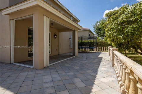 Villa ou maison à vendre à Miramar, Floride: 4 chambres, 233 m2 № 1154082 - photo 18
