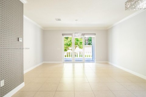 Casa en venta en Miramar, Florida, 4 dormitorios, 233 m2 № 1154082 - foto 2