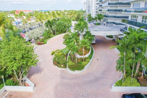 Copropriété à vendre à Fort Lauderdale, Floride: 2 chambres, 133.31 m2 № 1097694 - photo 29