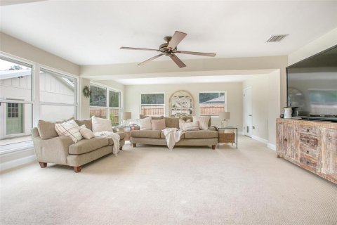 Casa en venta en DeLand, Florida, 3 dormitorios, 208.29 m2 № 1395459 - foto 6