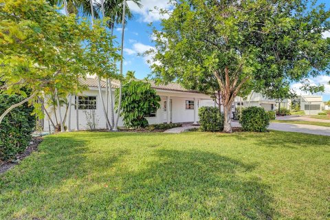Villa ou maison à vendre à Fort Lauderdale, Floride: 4 chambres, 151.43 m2 № 833004 - photo 24