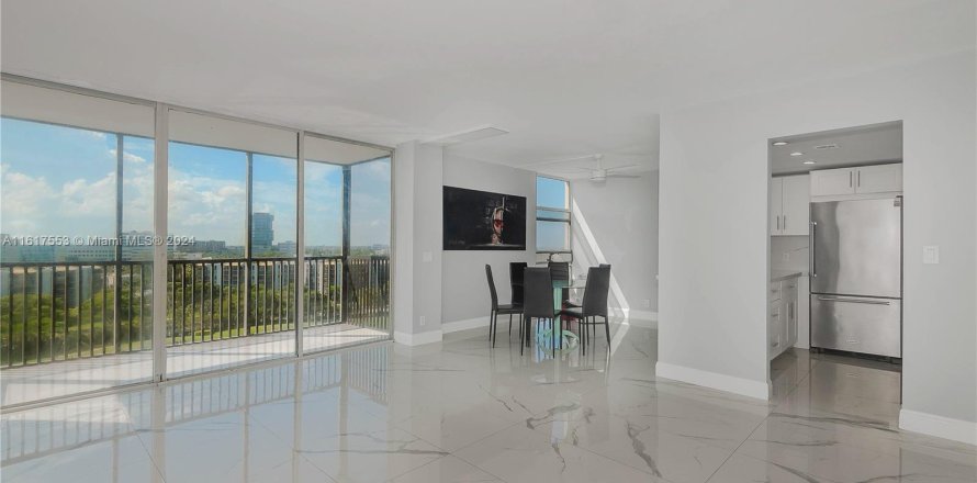 Condo in Aventura, Florida, 1 bedroom  № 1239401