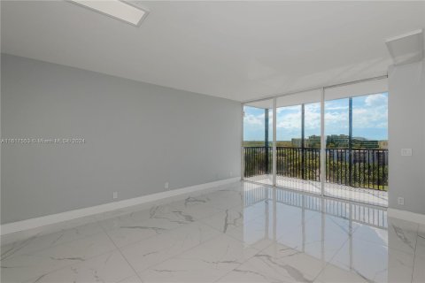 Condo in Aventura, Florida, 1 bedroom  № 1239401 - photo 2