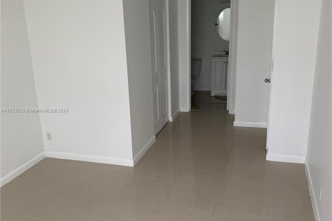 Copropriété à vendre à Plantation, Floride: 2 chambres, 86.03 m2 № 1410672 - photo 15