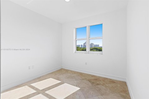 Condo in Aventura, Florida, 3 bedrooms  № 935979 - photo 18