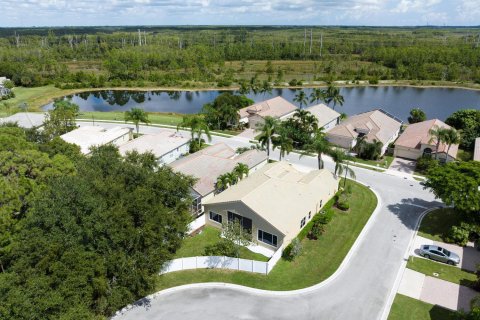 Villa ou maison à vendre à West Palm Beach, Floride: 3 chambres, 207.82 m2 № 925412 - photo 23