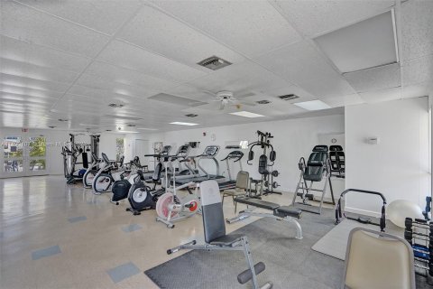 Condominio en venta en North Miami Beach, Florida, 1 dormitorio, 63.92 m2 № 868366 - foto 23