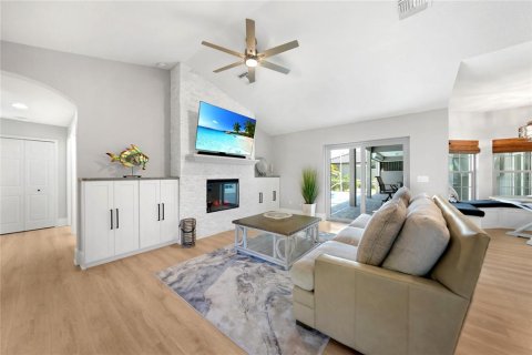 Villa ou maison à vendre à Punta Gorda, Floride: 4 chambres, 219.9 m2 № 830835 - photo 16