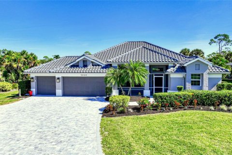 Villa ou maison à vendre à Punta Gorda, Floride: 4 chambres, 219.9 m2 № 830835 - photo 1