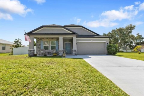 House in North Port, Florida 3 bedrooms, 189.89 sq.m. № 1387076 - photo 2