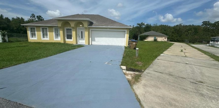 House in Kissimmee, Florida 3 bedrooms, 183.2 sq.m. № 1307130