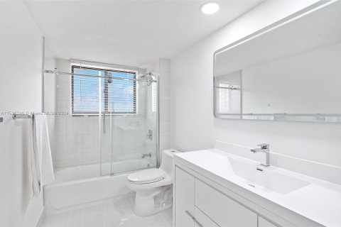 Condominio en venta en Aventura, Florida, 3 dormitorios, 169.08 m2 № 1016005 - foto 20