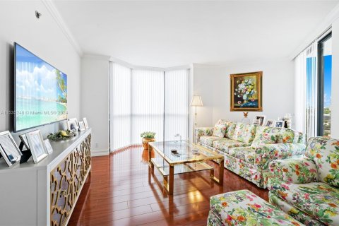 Condominio en venta en Aventura, Florida, 3 dormitorios, 169.08 m2 № 1016005 - foto 5