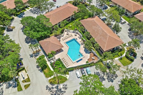 Condominio en venta en Palm Beach Gardens, Florida, 2 dormitorios, 126.9 m2 № 1224671 - foto 4