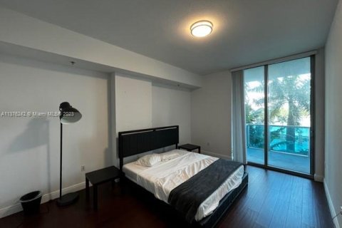 Condominio en venta en Sunrise, Florida, 1 dormitorio, 88.91 m2 № 448648 - foto 8