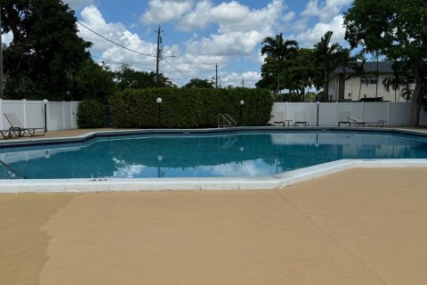 Condominio en venta en Oakland Park, Florida, 1 dormitorio, 69.68 m2 № 1224720 - foto 13