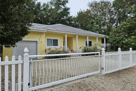 Купить виллу или дом в Ки-Ларго, Флорида 3 спальни, 172.05м2, № 967572 - фото 1