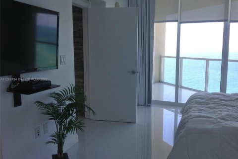 Copropriété à louer à Sunny Isles Beach, Floride: 2 chambres, 150.78 m2 № 78673 - photo 15