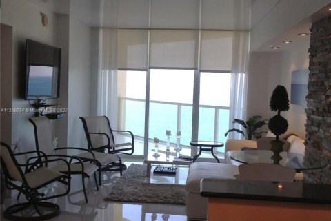 Copropriété à louer à Sunny Isles Beach, Floride: 2 chambres, 150.78 m2 № 78673 - photo 21