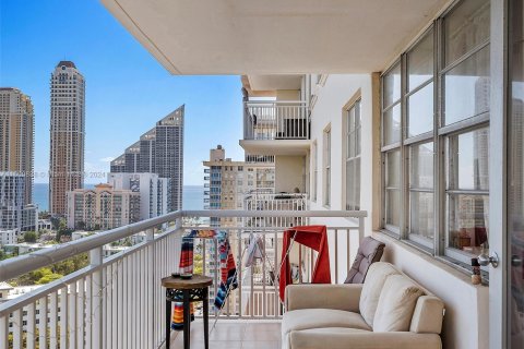 Copropriété à vendre à Sunny Isles Beach, Floride: 2 chambres, 118.45 m2 № 1215669 - photo 4